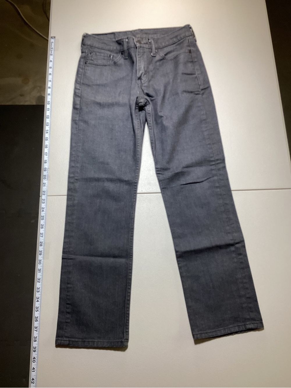 Levi's Men's Dark Gray Straight Jeans
